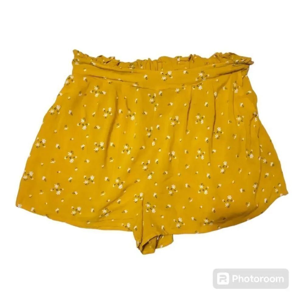 Abound Nordstrom Yellow Moxie Floral Pull On Shorts Size Medium